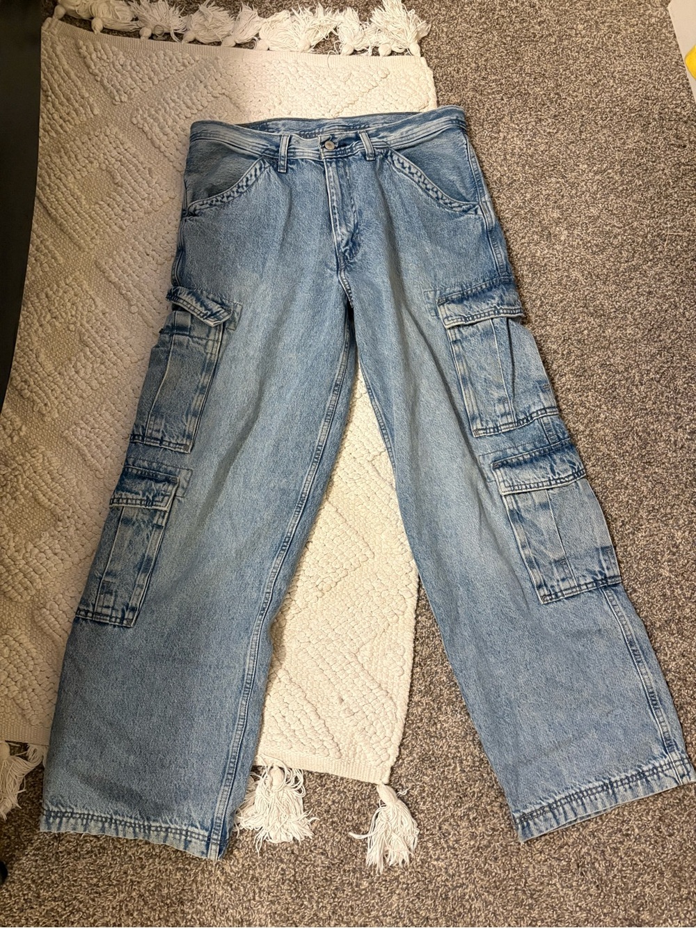 Levi's Light Blue Relaxed Cargo Jeans